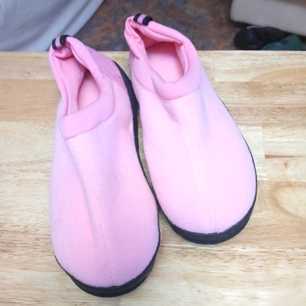 Very comfortable slippers